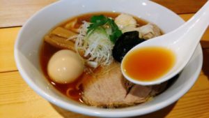 麺や ほころび