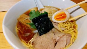 麺や ほころび