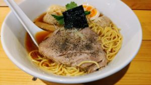 麺や ほころび