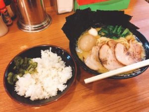 横浜家系ラーメン 代々木商店