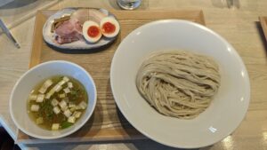 宍道湖しじみ中華蕎麦 琥珀