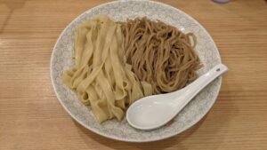 麺や 麦ゑ紋（ムギエモン）
