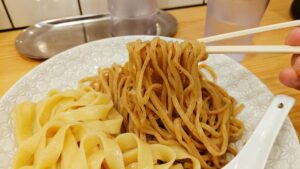 麺や 麦ゑ紋（ムギエモン）