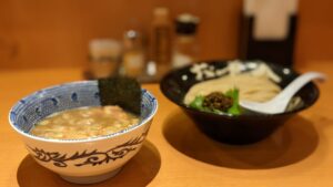 六厘舍