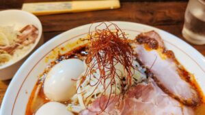 東京味噌らーめん鶉(うずら)
