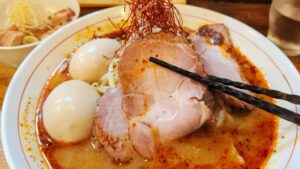 東京味噌らーめん鶉(うずら)