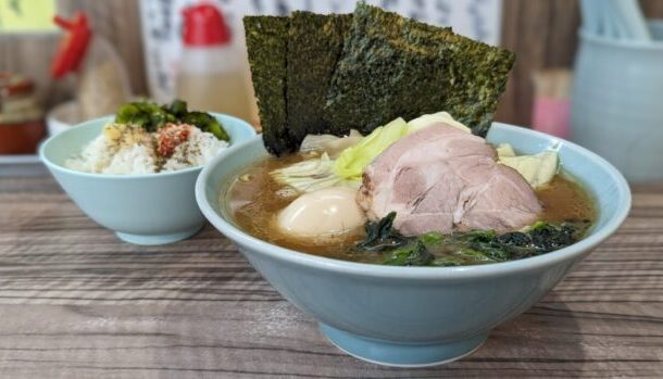 横浜家系ラーメン 武蔵家 中野本店