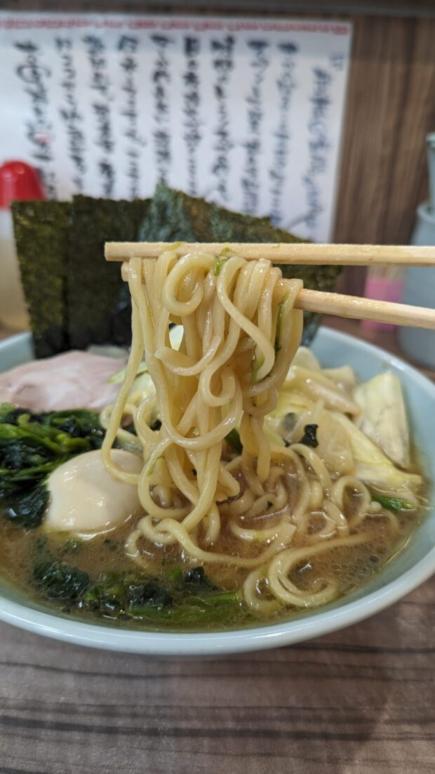 横浜家系ラーメン 武蔵家 中野本店