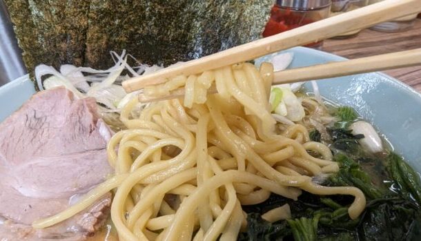 横浜家系ラーメン 武蔵家 中野本店