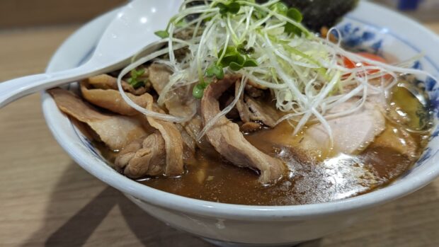 覆めん 花木
